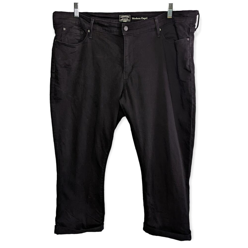 Signature by Levi Strauss Plus Black Mid Rise Modern Denim Jean Capri Pants 24W